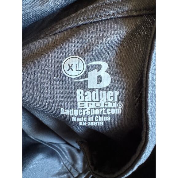 Badger Sport Mens Pullover Sz XL Gray Collins Hill High Green Logo Lightweight - Picture 6 of 7